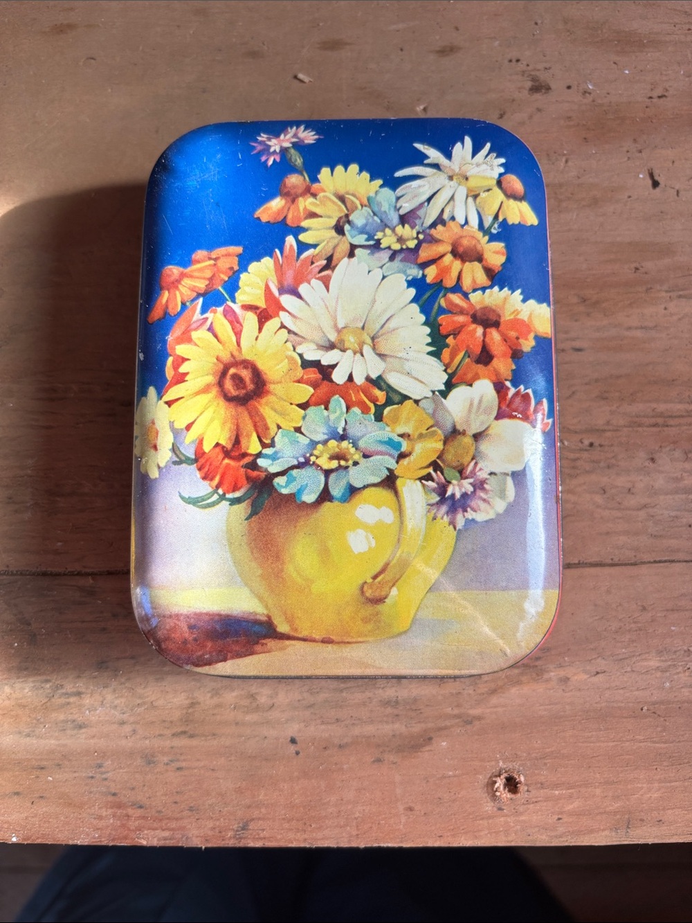 Vintage Floral Tin with Yellow Pitcher Bouquet - Picture 2 of 5